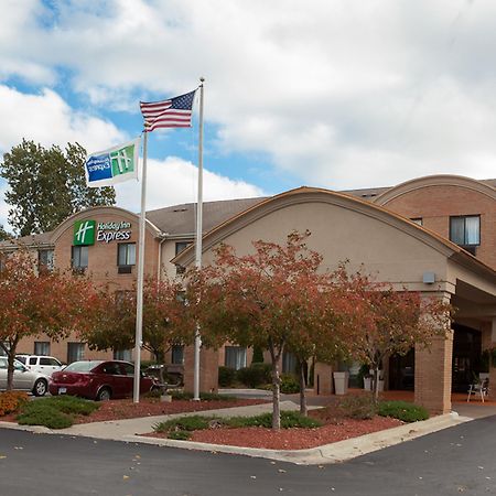 Holiday Inn Express Hotel & Suites Canton By Ihg Экстерьер фото