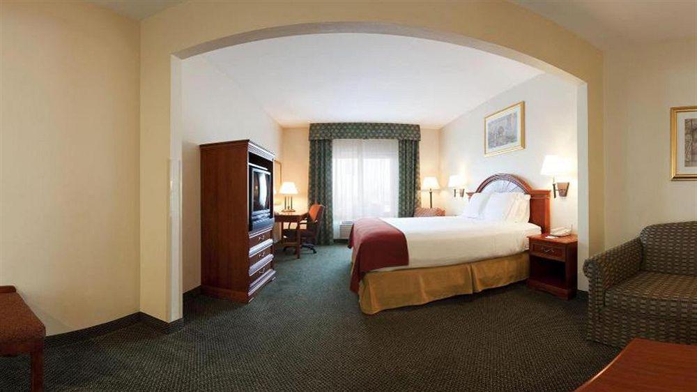 Holiday Inn Express Hotel & Suites Canton By Ihg Экстерьер фото
