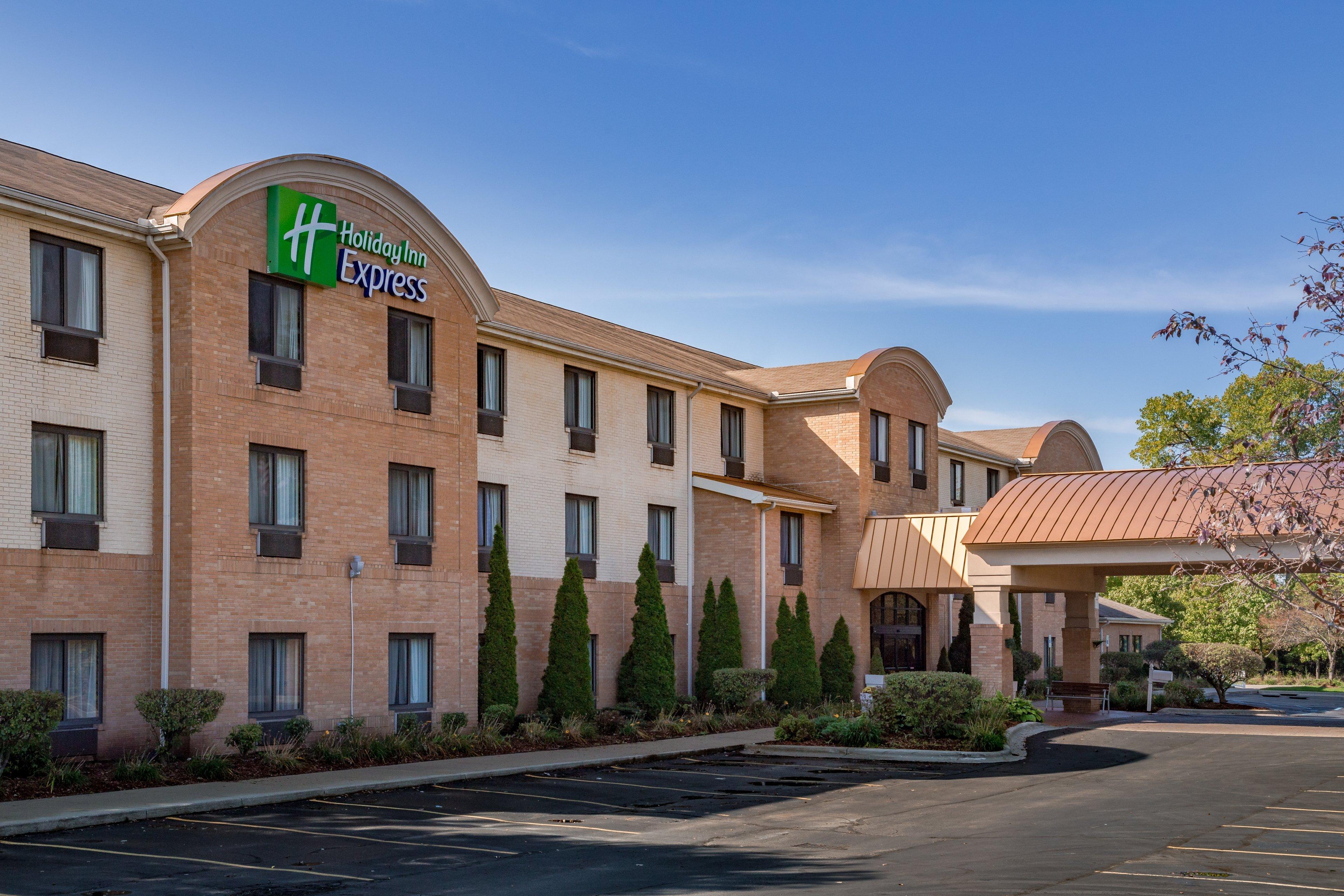Holiday Inn Express Hotel & Suites Canton By Ihg Экстерьер фото