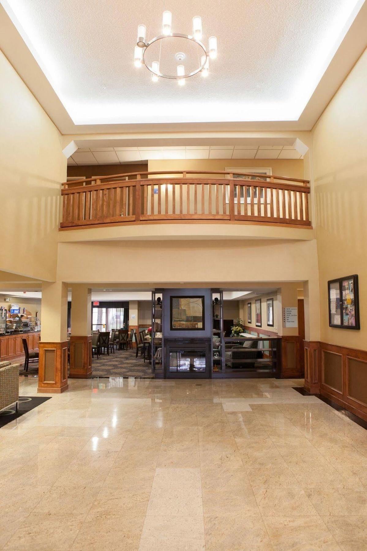 Holiday Inn Express Hotel & Suites Canton By Ihg Экстерьер фото